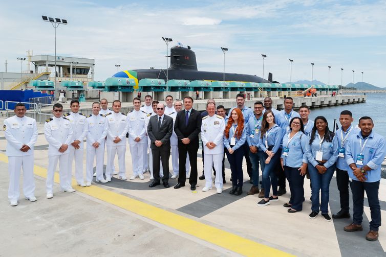 Bolsonaro participa de batismo e lançamento de submarino, no Rio | Agência  Brasil