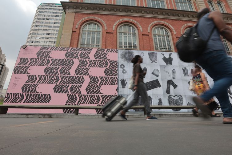 Paulo Pinto/Agência Brasil São Paulo (SP), 24/01/2025 - Memorial da Resistência em São Paulo, inaugura painel de Rafael Pagatini, que faz parte da exposição Uma Vertigem Vision.ária - Brasil Nunca Mais. Foto: Paulo Pinto/Agência Brasil