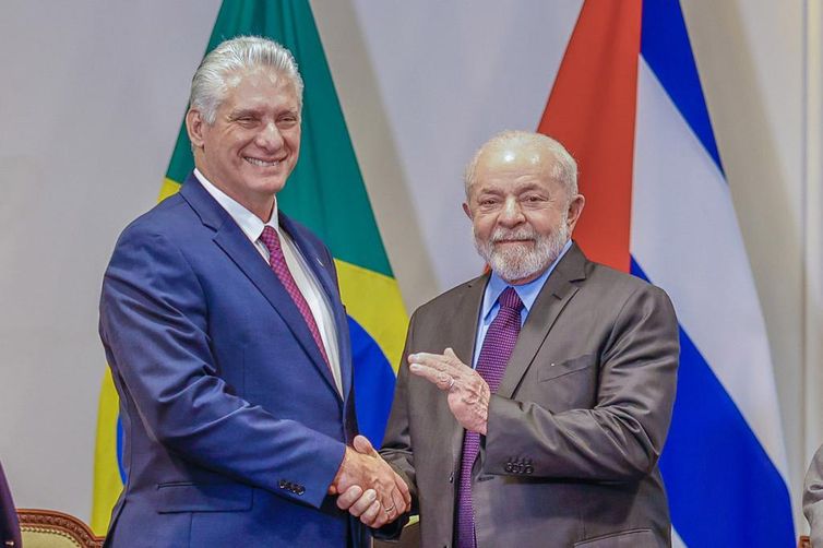 Paris, França, 22.06.2023 – Em Paris, Presidente Lula se encontra com o Presidente da República de Cuba, Senhor Miguel Díaz-Canel Bermúdez. Foto: Ricardo Stuckert/PR