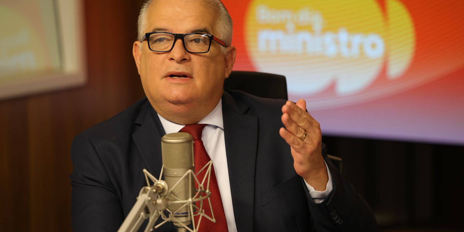 Tarifaço: governo estuda como reduzir impacto em pequenas empresas
