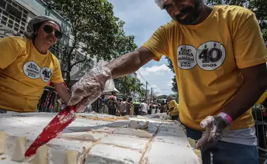 São Paulo (SP), 25/01/2025 - Tradicional bolo do Bixiga comemorando os 471 anos da cidade de São Paulo. Foto: Paulo Pinto/Agência Brasil