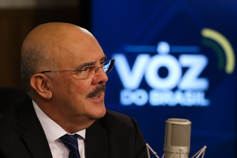 Ministro da Educação, Milton Ribeiro, participa do programa A Voz do Brasil