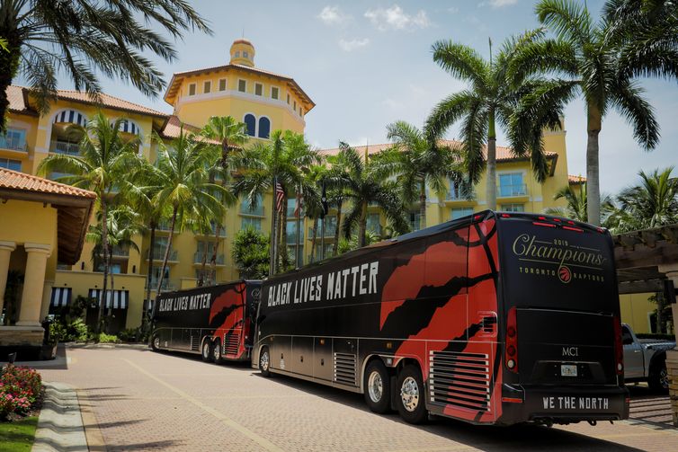 Toronto Raptors/Handout via Reuters/Direitos Reservados Ônibus NBA