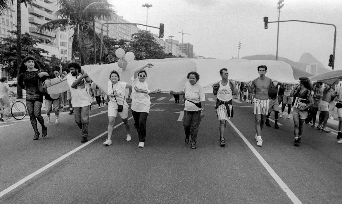Rio de Janeiro, 16/06/2023 - Foto de arquivo 25/06/1995 - Marcha pela Cidadania, Av. Atlântica, Copacabana. Foto: Claudia Ferreira/ Memória e Movimentos Sociais/Arquivo