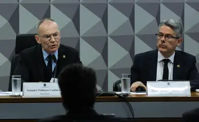 Brasília - 04/11/2025 -  A comissão parlamentar de inquérito (CPI) que vai investigar o crime organizado no país  foi instalada e o Presidente eleito foi o  Senador, Fabiano Contarato e o relator o Senador, Alessandro Vieira. Foto: Lula Marques/ Agência Brasil.