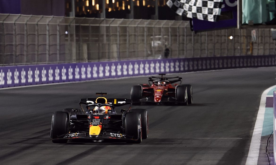 Verstappen vence GP da Arábia Saudita de Fórmula 1