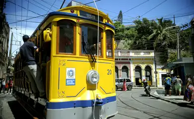 Rio de Janeiro - Bonde de Santa Teresa inicia testes em trecho desativado desde o acidente de  agosto de 2011, entre o Largo do Curvelo e o Largo dos Guimarães (Tânia Rêgo/Agência Brasil)