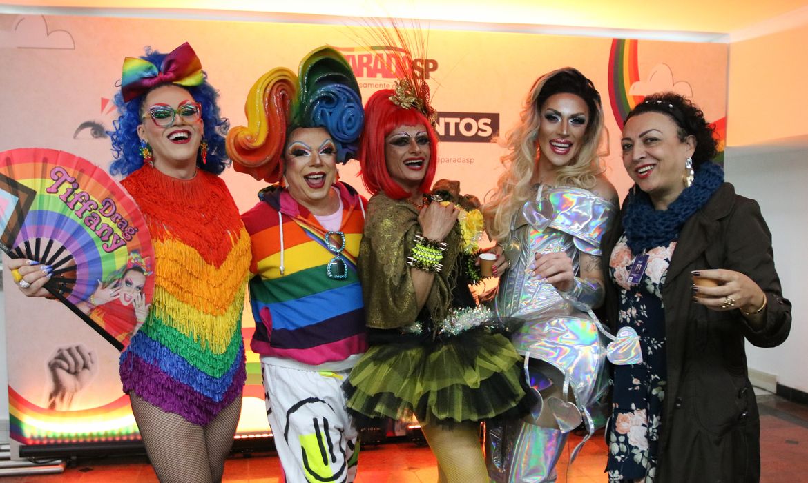 São Paulo (SP), 03/06/2025 - Evento de lançamento da ParadaSP 2025. No evento, representantes da ParadaSP recepcionaram influenciadores e imprensa e contaram algumas novidades previstas para a Parada do Orgulho LGBT+ de São Paulo de 2025. Foto: Cadu Pinotti/Agência Brasil