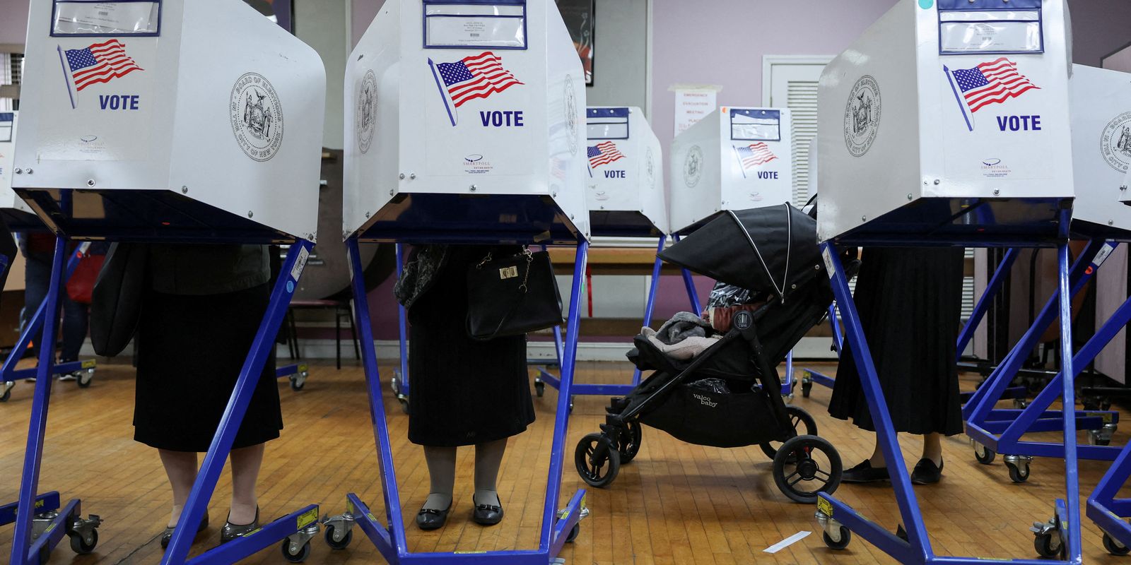 EUA iniciam apuração dos votos; resultado pode demorar dias