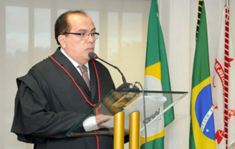 Desembargador do Ceará Carlos Rodrigues Feitosa
