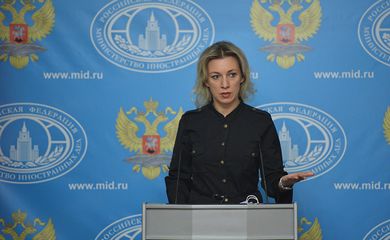 Chenceler russa, Maria Zakharova, durante entrevista coletiva semanal
