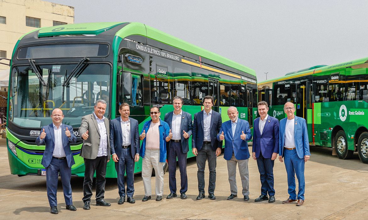 Goiânia (GO), 06.09.2024 - Presidente da República, Luiz Inácio Lula da Silva, durante cerimônia de inauguração do 1° trecho do BRT Norte-Sul de Goiânia e anúncios de investimentos nos Institutos Federais em Goiás, na Antiga Estação Ferroviária de Goiânia. Foto: Ricardo Stuckert/PR