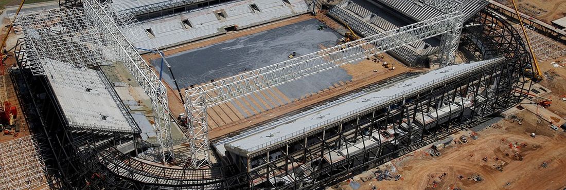 A Arena Pantanal, em Cuiabá (MT) fechou o mês de setembro com aproximadamente 85% das obras concluídas, segundo divulgou a Secopa-MT, nesta terça-feira (1/10). O estádio terá quatro jogos da Copa do Mundo FIFA