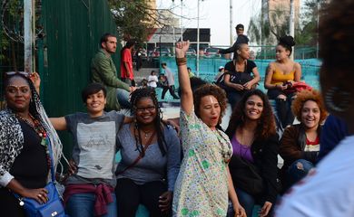 São Paulo - Ato organizado pela Marcha das Mulheres Negras contra o racismo, o machismo, o genocídio e a lesbofobia, na Praça Roosevelt, região central da capital paulista (Rovena Rosa/Agência Brasil)