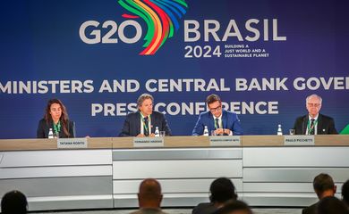 Washington (EUA), 24/10/2024 - O ministro da Fazenda, Fernando Haddad, durante entrevista a jornalistas depois da 4ª e última reunião de ministros de Finanças e presidentes de Bancos Centrais do G20. Foto: Diogo Zacarias/MF