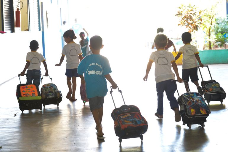 Crianças do Centro de Educação Infantil do Núcleo Bandeirante.