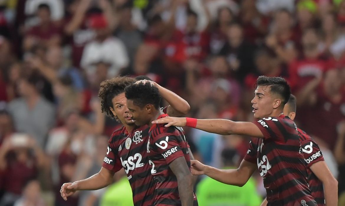 O Flamengo venceu o Atlético-MG por 3 a 1