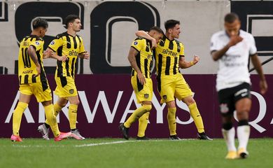 Reuters/Alexandre Schneider/Direitos Reservados Corinthians, Penarol, Copa Sul-Americana