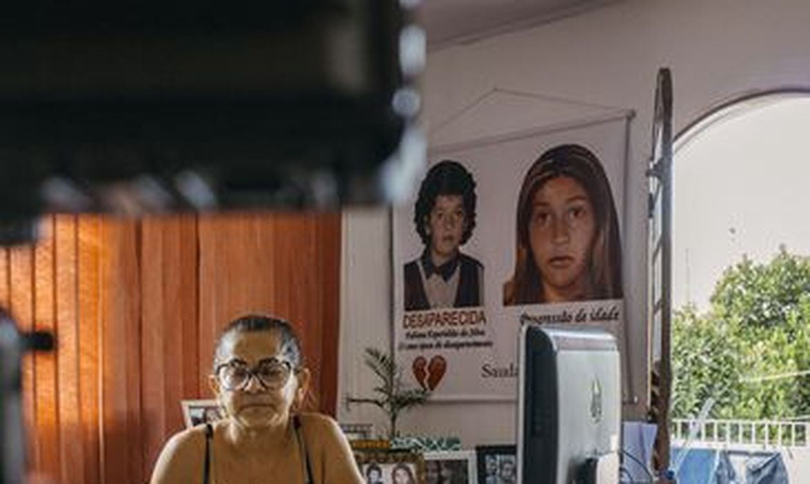 Ivanise Esperidião, mãe de Fabiana, desaparecida há 25 anos: 
