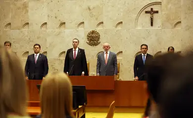 Brasília (DF), 03/02/2025 - Presidente do Senado Federal Davi Alcolumbre, presidente do STF Roberto Barroso, presidente da república Luiz Inácio Lula da Silva e o presidente da Câmara dos Deputados Hugo Mota durante sessão Solene de Abertura do Ano Judiciário do STF. Foto: Antônio Cruz/Agência Brasil