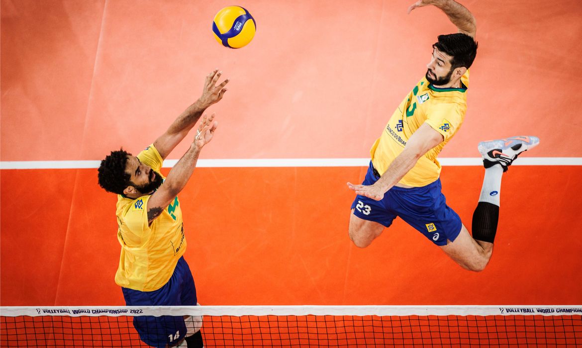 Pré-Olímpico masculino de vôlei: Brasil vira e vence República Tcheca
