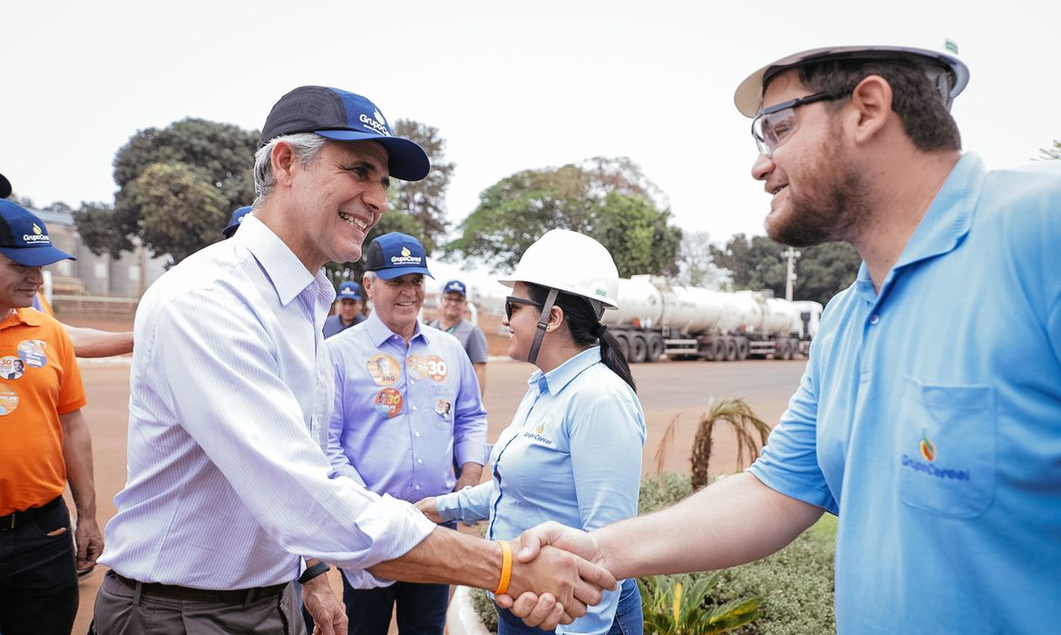 Felipe D'Avila faz campanha em Goiás - 20/09/2022