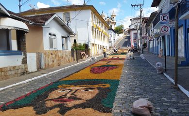 Turistas de várias partes do país participam das celebrações da Semana Santa em Mariana, mas a maioria dos espectadores é fiéis que vivem na própria cidade e arredores