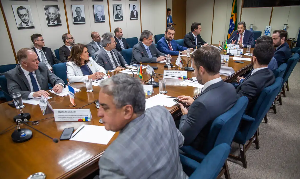 26.03.2024 - Ministro Fernando Haddad em reunião com Governadores, Consórcio de Integração Sul e Sudeste. Foto: Diogo Zacarias/MF