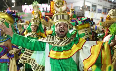 Rio de Janeiro (RJ), 03/03/2025 – Estação Primeira de Mangueira desfila no primeiro dia de carnaval do grupo Especial na Marquês de Sapucaí, na região central do Rio de Janeiro. Foto: Tomaz Silva/Agência Brasil