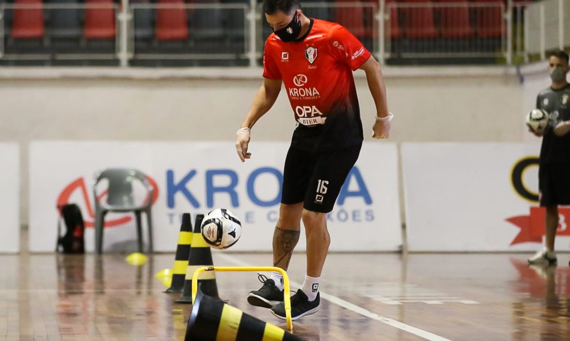 Times da Liga Futsal retomam treinos e aguardam início da temporada