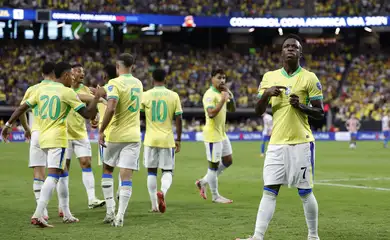 seleção brasileira faz4 a 1 no Paraguai, no segundo jogo da fase de grupos da Copa América 2024