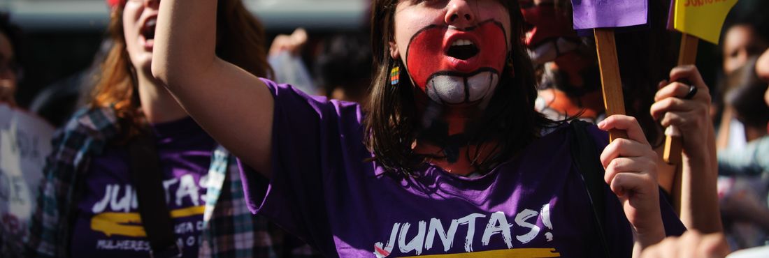 Marcha das Vadias em São Paulo - 3 A passeata, que partiu da Praça do Ciclista, na Avenida Paulista, chegou a ocupar cinco quarteirões da Rua Augusta, a caminho da Praça Roosevelt