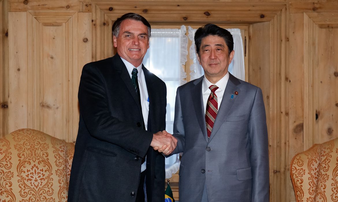 O presidente da República, Jair Bolsonaro, durante reunião Bilateral como o Primeiro Ministro do Japão, Shinzo Abe.
