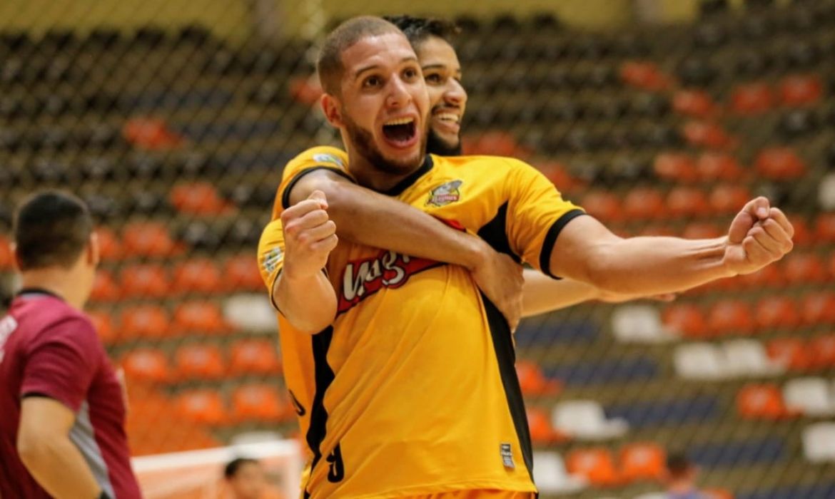 Magnus goleia Tubarão SC no primeiro duelo da semifinal da Liga Nacional de Futsal - LNF - 6 a 0