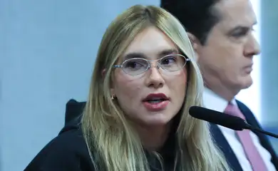 Brasília (DF), 13/05/2025  - Reunião da CPI do Senado que investiga irregularidades no setor de apostas on-line (CPI das Bets) para ouvir a apresentadora, influenciadora e empresária Virginia Pimenta da Fonseca Serrão Costa. Foto: Lula Marques/Agência Brasil