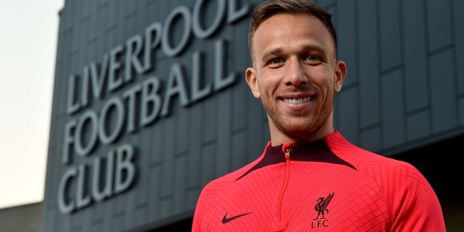 Sem Espaço, Arthur Vai Deixar o Liverpool ao Fim do Contrato