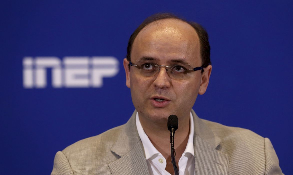 O Ministro Rossieli Soares, fala sobre o segundo dia de provas do Enem 2018.