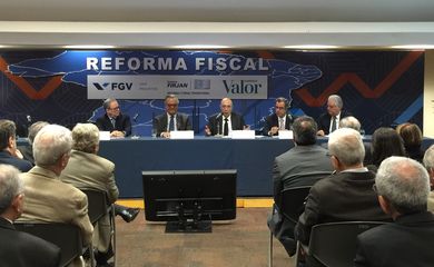 Meirelles participou do seminário Reforma Fiscal, organizado pela Fundação Getulio Vargas (FGV), na sede da Federação das Indústrias do Rio de Janeiro (Firjan)