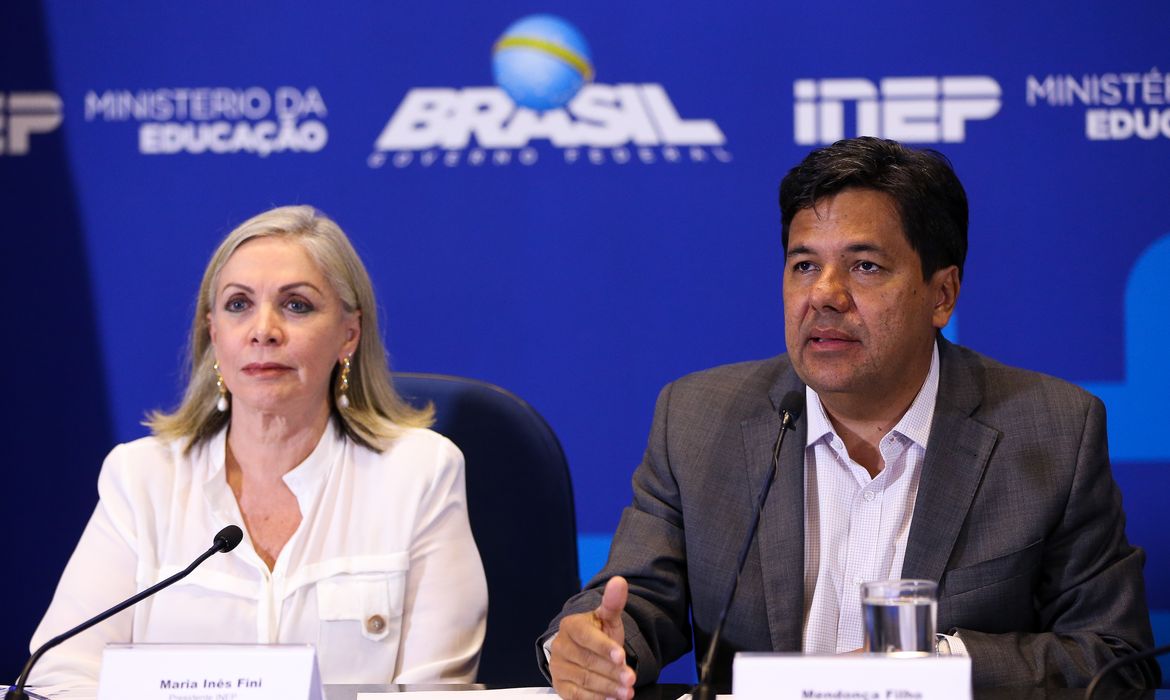 Brasília - A presidente do Inep, Maria Inês Fini, e o ministro da Educação, Mendonça Filho, fazem balanço do segundo dia de provas do Enem 2017 (Marcelo Camargo/Agência Brasil)