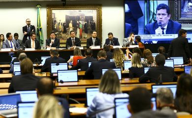 O ministro da Justiça e Segurança Pública, Sergio Moro, durante audiência pública da comissão especial que analisa a proposta de emenda à Constituição da prisão após julgamento em segunda instância, na Câmara dos Deputados.