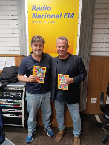 Fabio Malenronka, organizador do Livro &quot;Caixinhas de Músicas - Conversas sobre Música Brasileira, Tempo e Cidades&quot;