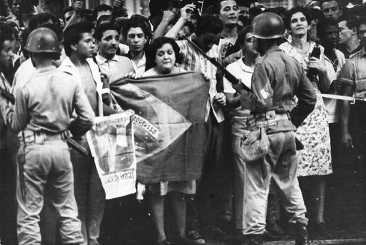 Anos Do Golpe Militar Relembre Udios Hist Ricos Do Per Odo Ebc R Dios