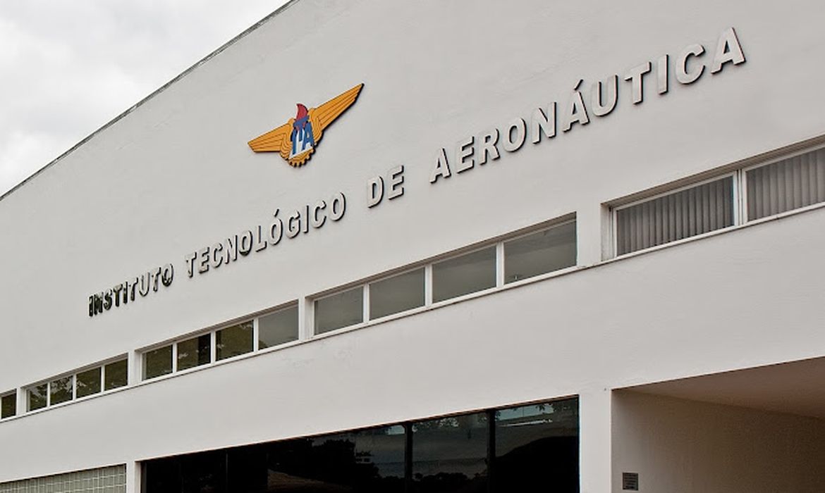 Instituto Tecnológico de Aeronáutica (ITA) 