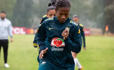 seleção feminina treino