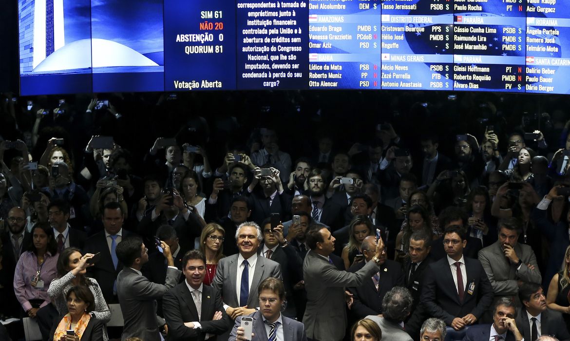 Brasília - Com 61 votos favoráveis e 20 contrários, o plenário do Senado decide pelo impeachment de Dilma Rousseff (Marcelo Camargo/Agência Brasil) 
