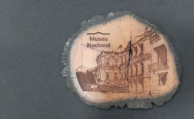 Museu Nacional no Rio apresenta cápsula do tempo