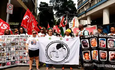 Rio de Janeiro (RJ), 07/09/2024 - Grito dos Excluídos e Excluídas 2024, atravessa ruas do centro da cidade, com o tema 