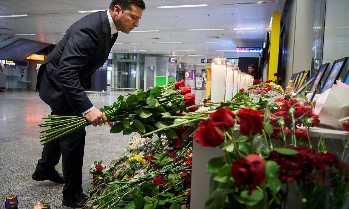 Ukrainian President Volodymyr Zelenskiy lays flowers to commemorate victims of the Ukraine International Airlines Boeing 737-800 plane crash, at a memorial in Boryspil International airport outside Kiev, Ukraine January 9, 2020. Ukrainian