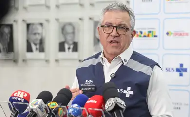 Brasília (DF), 06/10/2025 – O ministro da saúde, Alexandre Padilha, durante entrevista coletiva onde faz um balanço e apresenta novas medidas sobre a intoxicação por metanol no país.
Foto: Valter Campanato/Agência Brasil