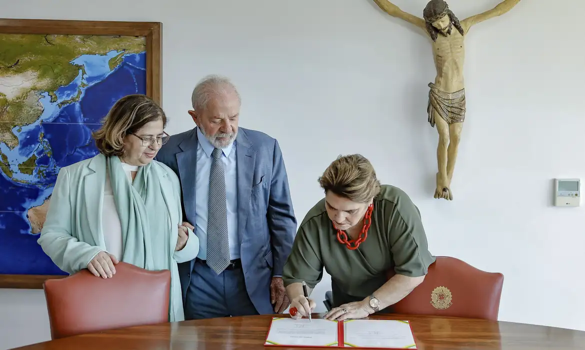 Ricardo Stuckert/PR Brasília (DF), 05/05/2025 - Presidente da República, Luiz Inácio Lula da Silva, durante nomeação e posse de Márcia Helena Carvalho Lopes como Ministra de Estado das Mulheres, realizado no Palácio do Planalto. Foto: Ricardo Stuckert/PR